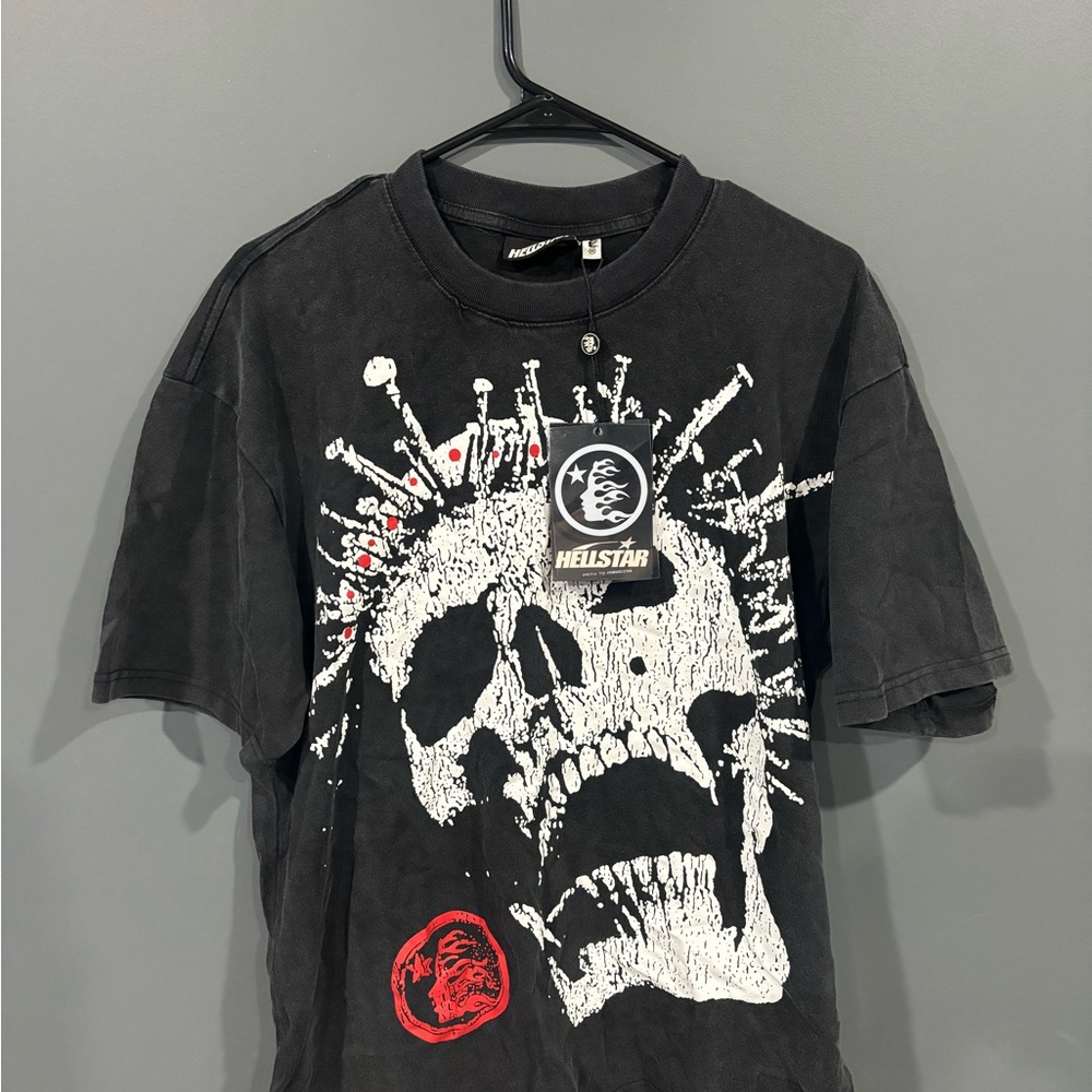 Black and White Artistic Short Sleeve Tees